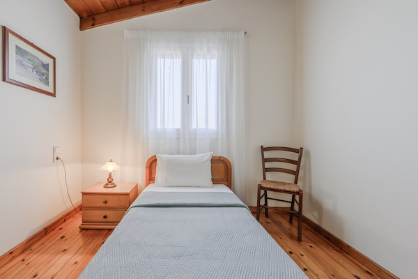 Foto van Villa in Episkopi bij Karteros Strand - Vakantiehuis in Episkopi - BedRoom