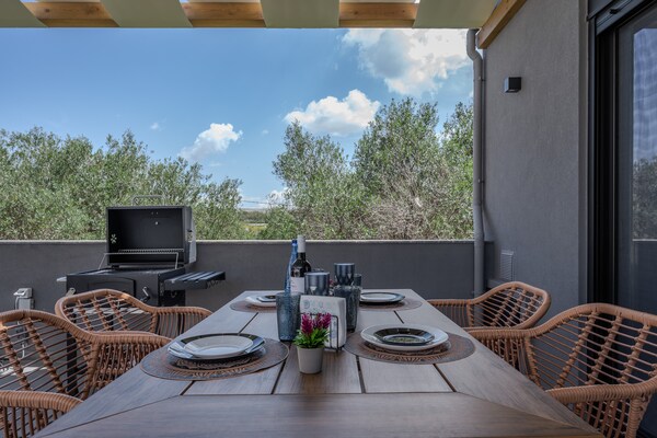 Foto van Ruime villa op Kreta - Vakantiehuis in Anopolis - Outdoor