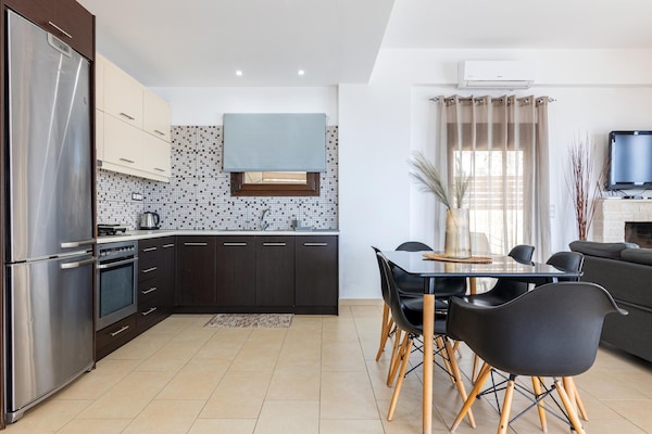 Foto van Villa met zeezicht op Kreta voor 6 personen - Vakantiehuis in Tris Ekklisies - DiningRoom