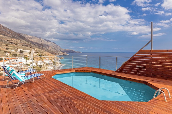 Foto van Villa met zeezicht op Kreta voor 6 personen - Vakantiehuis in Tris Ekklisies - PoolOfHouse
