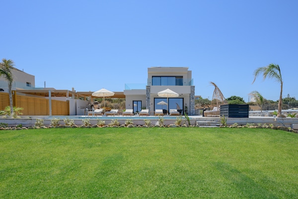 Foto van Villa in Heraklion bij Anissaras Strand - Vakantiehuis in Heraklion - Outdoor