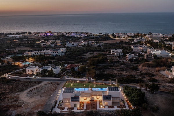 Foto van Villa in Heraklion bij Anissaras Strand - Vakantiehuis in Heraklion - Outdoor