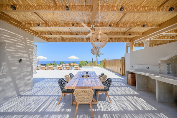 Foto van Villa in Heraklion bij Anissaras Strand - Vakantiehuis in Heraklion - terrace