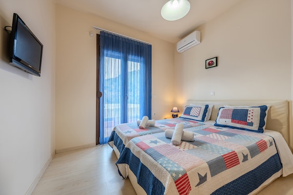 Foto van Villa nabij het strand van Palaiokastro - Vakantiehuis in Palaiokastro - BedRoom