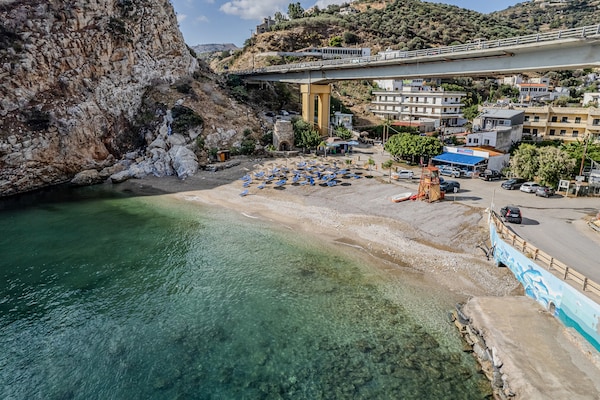 Foto van Villa met 3 slaapkamers nabij Heraklion - Vakantiehuis in Palaiokastro - Resort