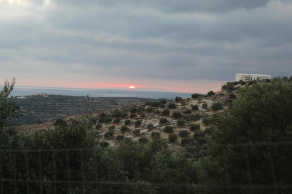 Foto van Villa in Sisi bij Strand en Olijfbomen - Vakantiehuis in Milatos - AreaSummer20KM