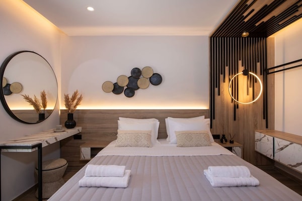 Foto van Villa Kournas met zwembad, geschikt voor 12 gasten - BedRoom