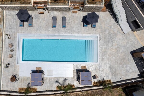 Foto van Villa Kournas met zwembad, geschikt voor 12 gasten - PoolOfHouse