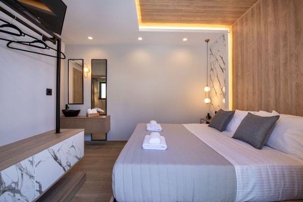Foto van Villa Kournas met zwembad, geschikt voor 12 gasten - BedRoom