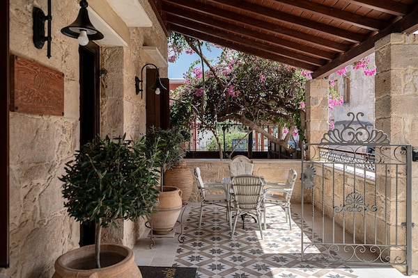 Foto van Villa voor 8 gasten met prachtig uitzicht - Vakantiehuis in Kissamos - TerraceBalcony