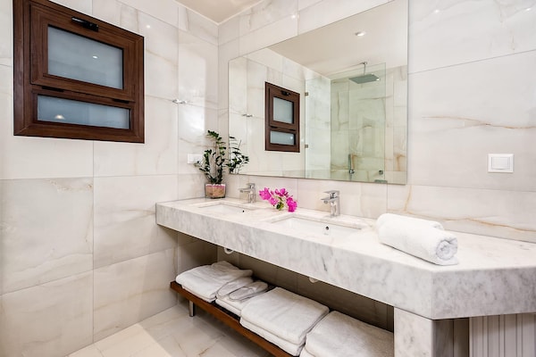 Foto van Villa voor 8 gasten met prachtig uitzicht - Vakantiehuis in Kissamos - BathRoom
