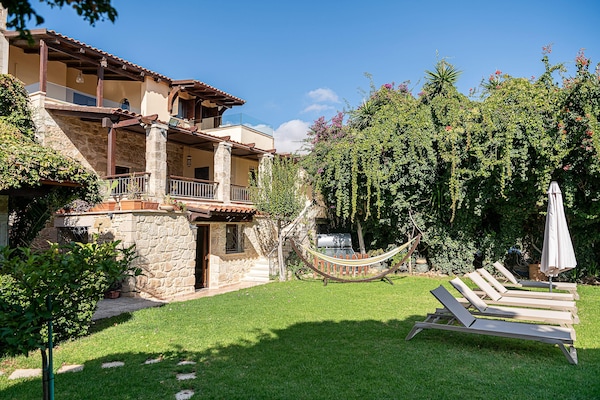 Foto van Villa voor 8 gasten met prachtig uitzicht - Vakantiehuis in Kissamos - GardenSummer