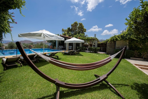 Foto van Villa voor 8 gasten met prachtig uitzicht - Vakantiehuis in Kissamos - GardenSummer