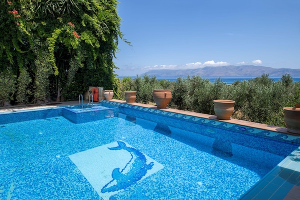 Foto van Villa op Kreta in de Middellandse Zee - Vakantiehuis in Kissamos - PoolOfHouse
