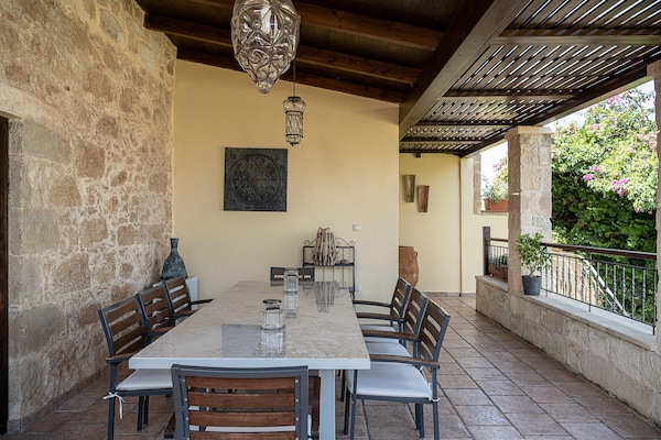Foto van Villa op Kreta in de Middellandse Zee - Vakantiehuis in Kissamos - TerraceBalcony
