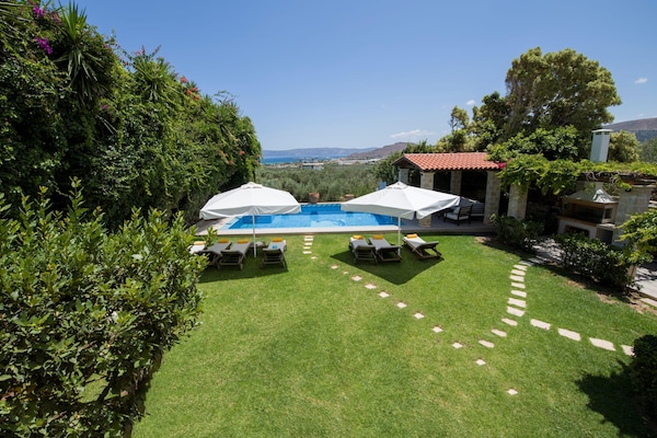 Foto van Villa op Kreta in de Middellandse Zee - Vakantiehuis in Kissamos - GardenSummer
