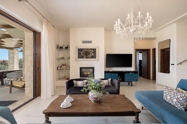 Foto van Villa voor 7 personen in Chania, vlakbij de zee - Vakantiehuis in Kissamos - LivingRoom