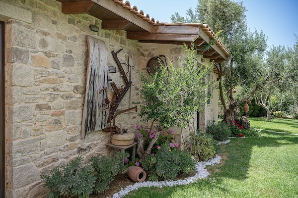 Foto van Villa voor 7 personen in Chania, vlakbij de zee - Vakantiehuis in Kissamos - GardenSummer