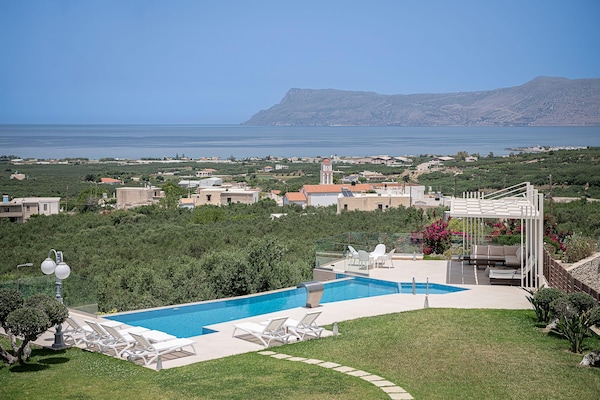 Foto van Villa voor 7 personen in Chania, vlakbij de zee - Vakantiehuis in Kissamos - PoolOfHouse