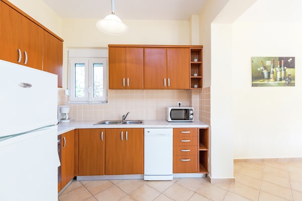 Foto van Villa op een heuvel met privézwembad - Vakantiehuis in Bali - Kitchen