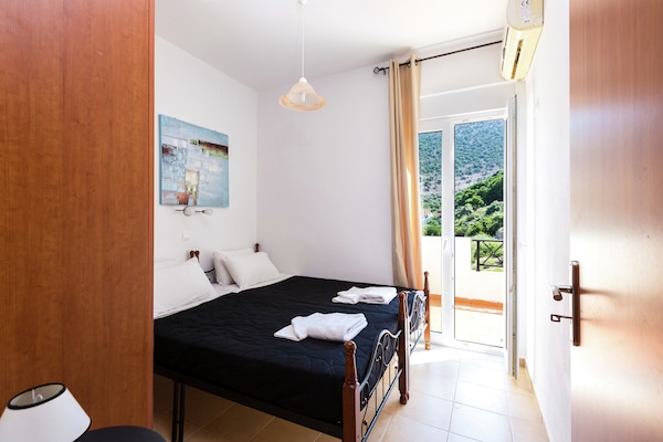 Foto van Villa op een heuvel, privézwembad - Vakantiehuis in Bali - BedRoom