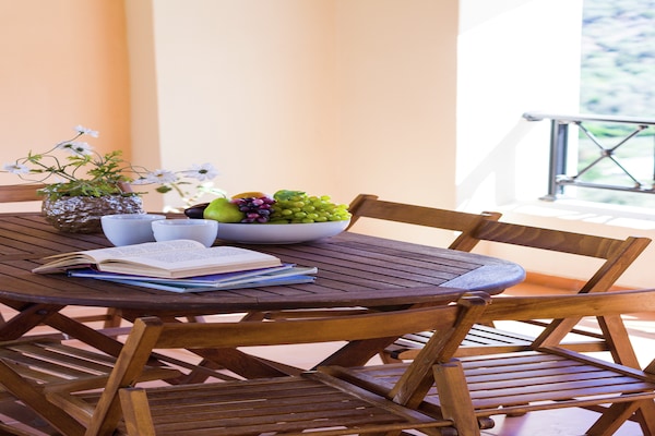 Foto van Villa op een heuvel, privézwembad - Vakantiehuis in Bali - TerraceBalcony