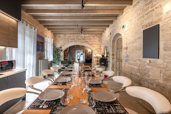 Foto van Villa in Rethymno met Zwembad en Tavernes - Vakantiehuis in Rethymno - DiningRoom