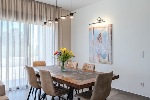 Foto van Villa in Viran Episkopi met Privézwembad - Vakantiehuis in Viran Episkopi - DiningRoom