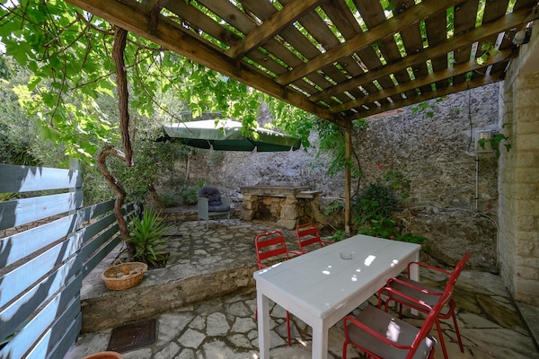 Foto van Villa in Spili met Uitzicht & Zwembad - Vakantiehuis in Lampini - GardenSummer