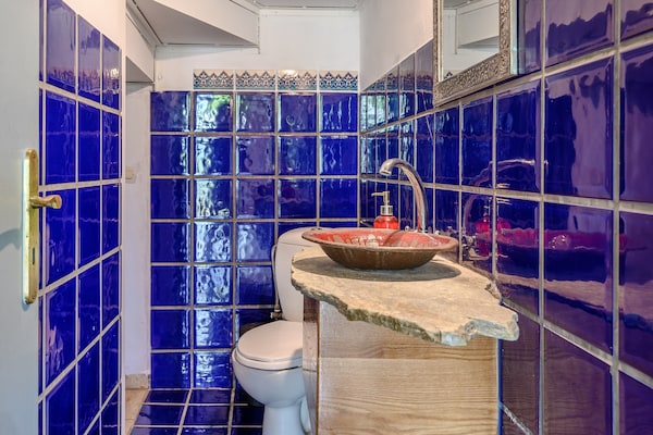 Foto van Villa op Kreta met privézwembad en bergzicht - Vakantiehuis in Lampini - BathRoom