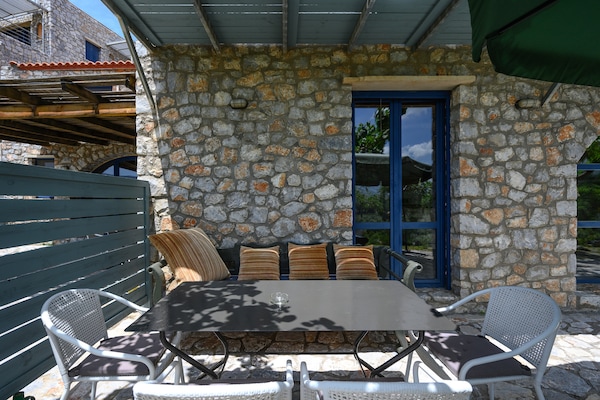 Foto van Villa op Kreta met privézwembad en bergzicht - Vakantiehuis in Lampini - Outdoor