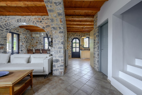 Foto van Villa op Kreta bij Skinaria Strand - Vakantiehuis in Lampini - LivingRoom