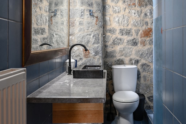 Foto van Villa op Kreta bij Skinaria Strand - Vakantiehuis in Lampini - BathRoom