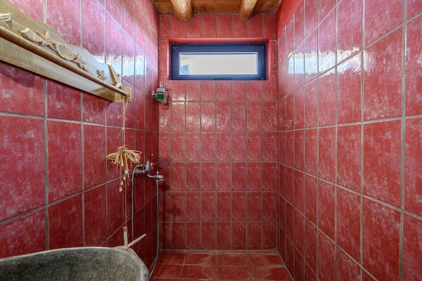 Foto van Villa op Kreta bij Skinaria Strand - Vakantiehuis in Lampini - BathRoom