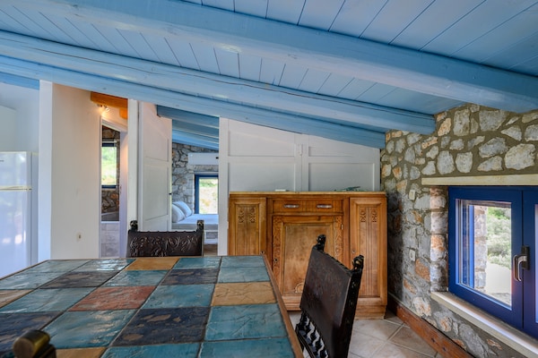 Foto van Villa nabij Lampini met privézwembad - Vakantiehuis in Lampini - DiningRoom
