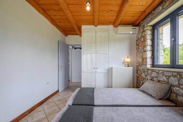 Foto van Villa nabij Lampini met privézwembad - Vakantiehuis in Lampini - BedRoom