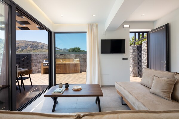 Foto van Villa in Agouseliana met privézwembad - Vakantiehuis in Agouseliana - LivingRoom
