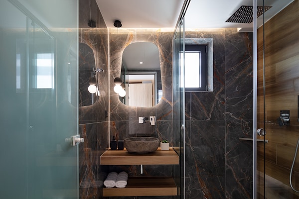 Foto van Villa in Agouseliana met Privézwembad - Vakantiehuis in Agouseliana - BathRoom