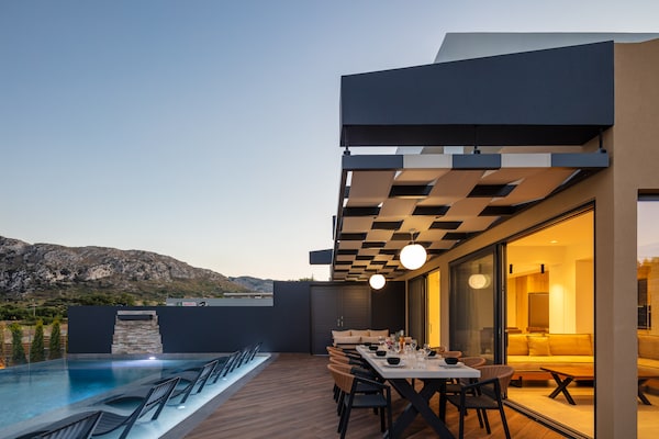 Foto van Villa in Agouseliana met Privézwembad - Vakantiehuis in Agouseliana - Outdoor