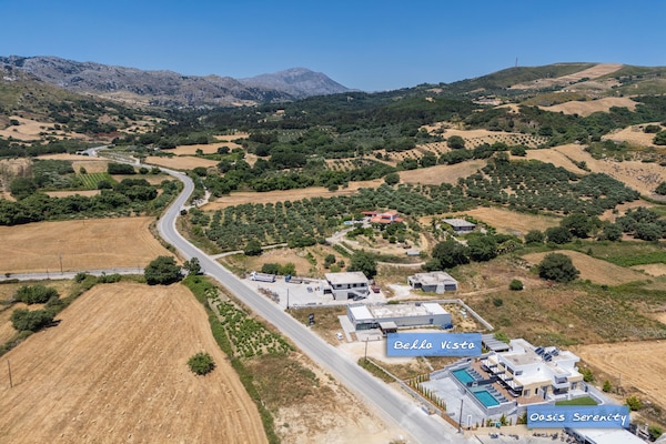 Foto van Villa in Agouseliana met Privézwembad - Vakantiehuis in Agouseliana - Outdoor