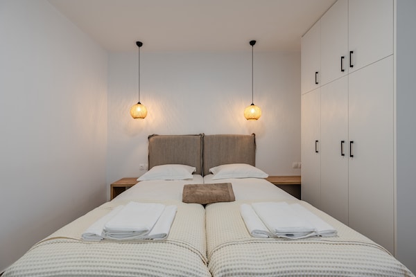 Foto van Villa in Damnoni met zwembad bij strand - Vakantiehuis in Damnoni - BedRoom