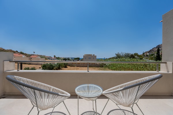 Foto van Villa in Damnoni bij Strand & Zwembad - Vakantiehuis in Damnoni - TerraceBalcony