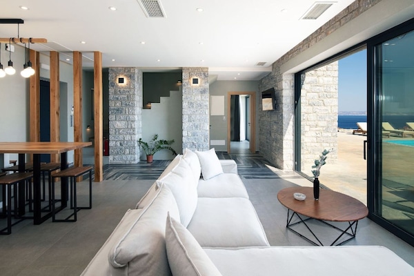 Foto van Verblijf aan het strand in Rethymno - Vakantiehuis in Rethymno - LivingRoom