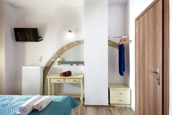 Foto van Villa Episkopi met fitnessruimte en zwembad - Vakantiehuis in Episkopi - BedRoom