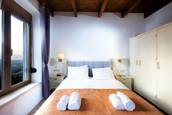 Foto van Villa Episkopi met fitnessruimte en zwembad - Vakantiehuis in Episkopi - BedRoom