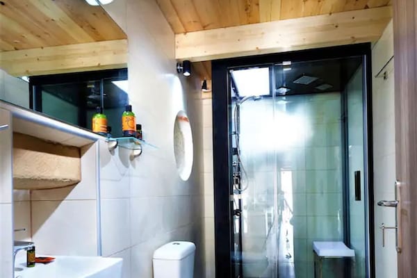 Foto van Villa Episkopi met fitnessruimte en zwembad - Vakantiehuis in Episkopi - BathRoom