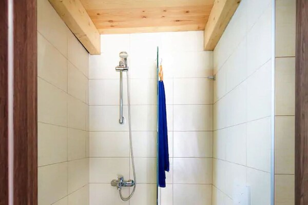 Foto van Villa Episkopi met fitnessruimte en zwembad - Vakantiehuis in Episkopi - BathRoom