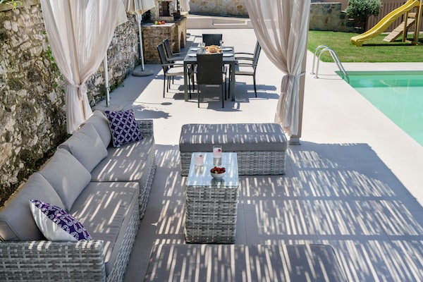 Foto van Ruime landelijke oase in Phylaki - Vakantiehuis in Phylaki - TerraceBalcony