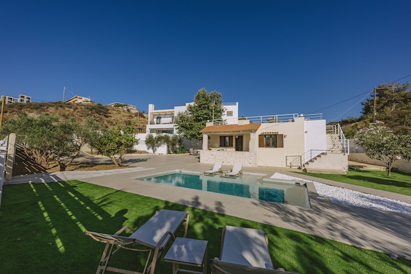 Foto van Villa in Panormo met Privézwembad & Strand - Vakantiehuis in Panormo - Outdoor