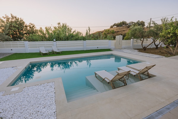 Foto van Villa in Panormo met Privézwembad & Strand - Vakantiehuis in Panormo - PoolOfHouse